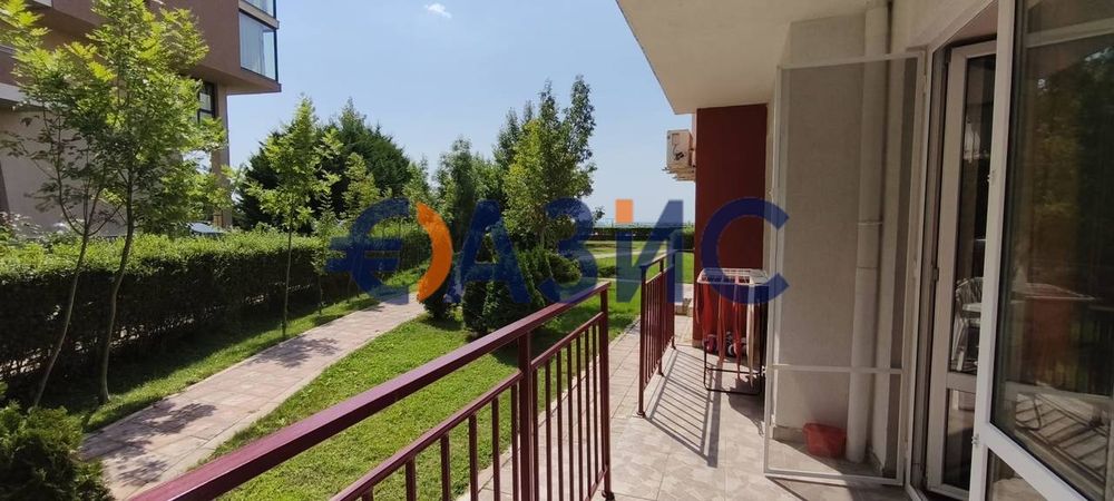 Апартамент с 1 спалня в комплекс Привилидж Форт, 72 кв.м., Елените,