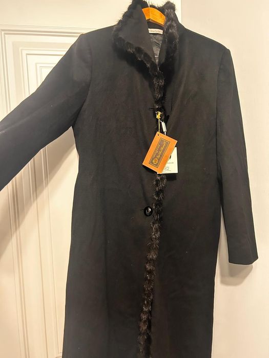 Продам пальто teresa tardia