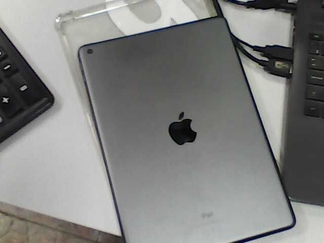 Apple Ipad 9 поколение Wi-Fi  (Алматы ЛОТ 654611)