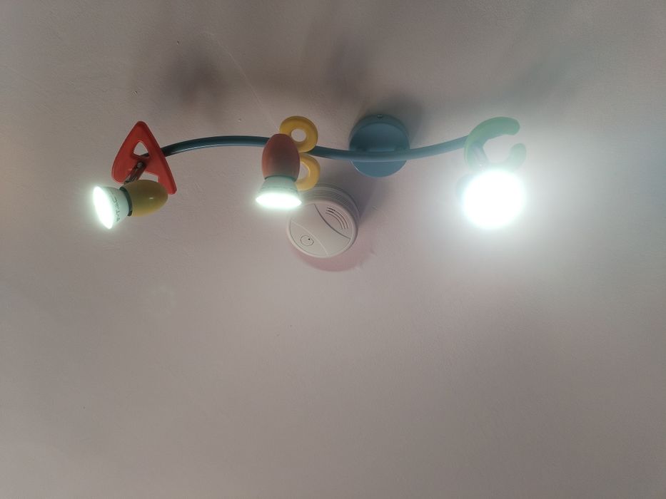 Лампи детска стая