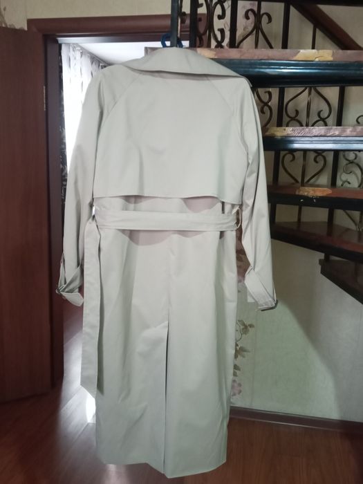 Женскии плащ-тренч