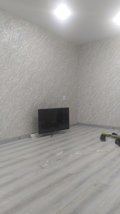 Поклейка обоев метражные