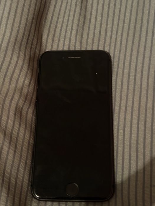 Айфон 8 сатылады!