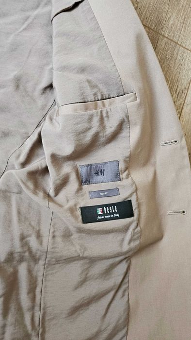 Бежаво мъжко сако H&M