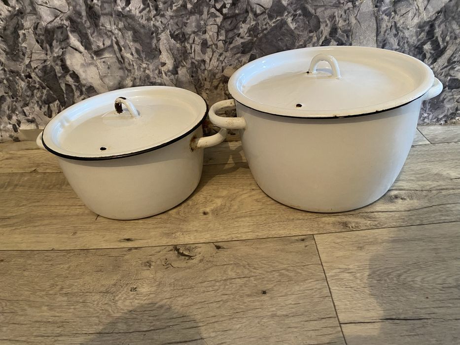 Кастрюли 3.5л и 6л б/у есть торг