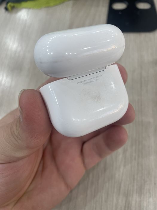 Кейс на оригинальный airpods 4 ANC