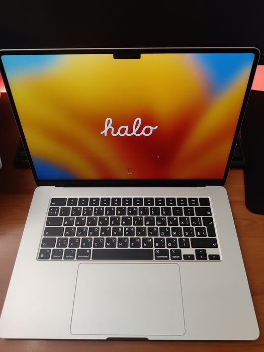 Новый MacBook Air 15" M2 — Silver • 8GB / 256GB •