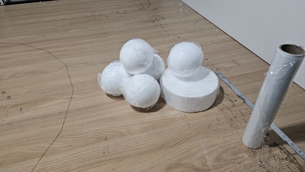 Цифры надписи и многое другое из пенопласта  быстро качественно