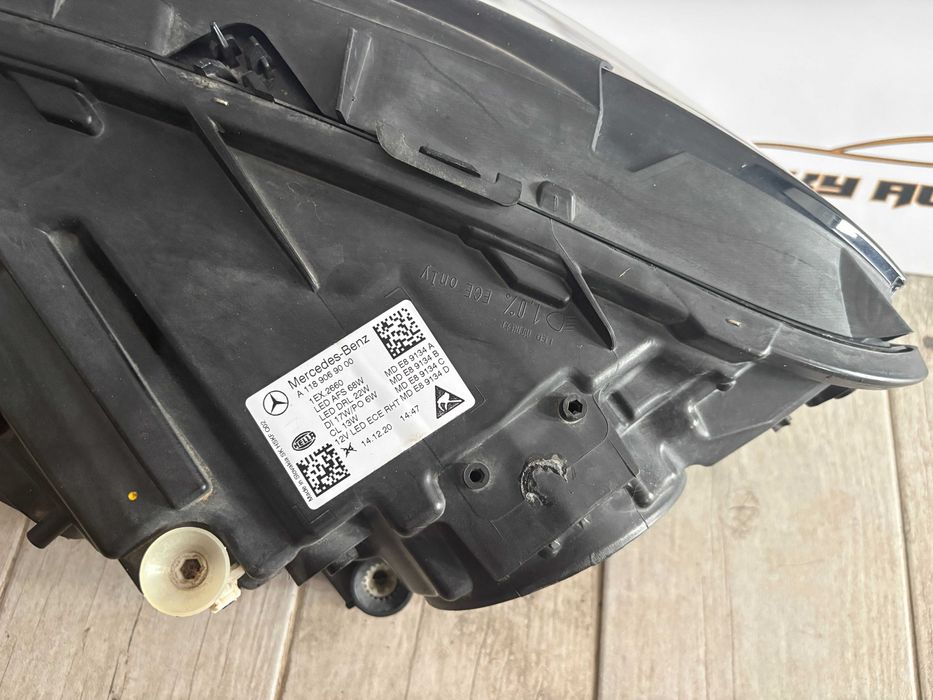 Far dreapta multibeam led Mercedes CLA C118 dupa 2019 cod A1189069000