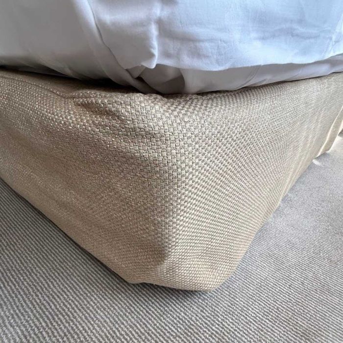 Pat Hotelier Complet – Boxuri + Saltea + Tăblie + Noptiere