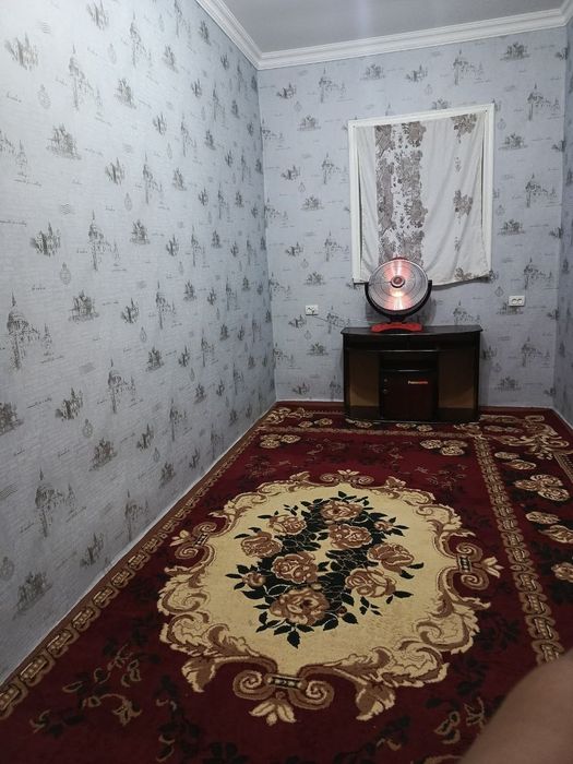 Срочно продается жилой дом с уютным двориком