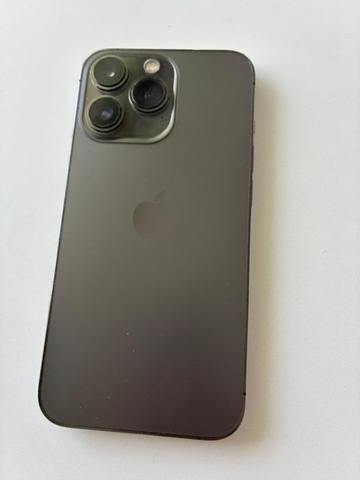 продам айфон 13 про