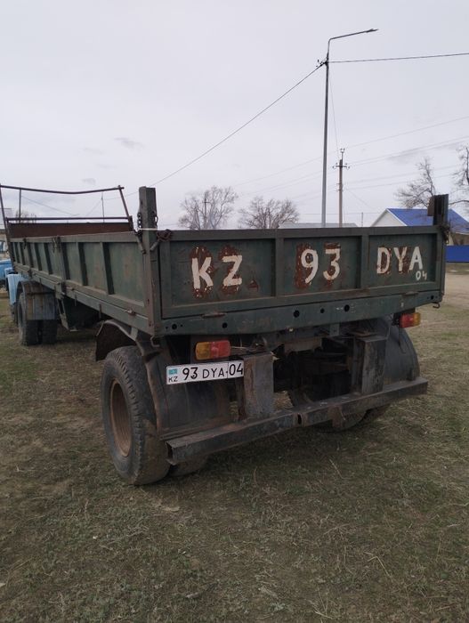 Зил тягач 8метровый/////////////////