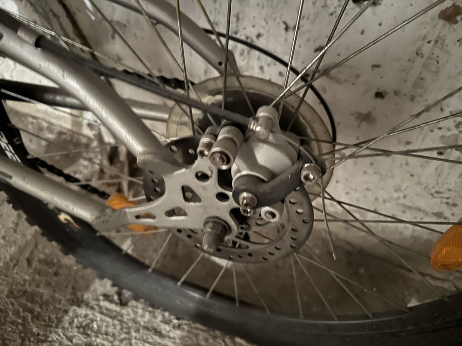 Bicicleta DHS - discuri frane, 18 viteze