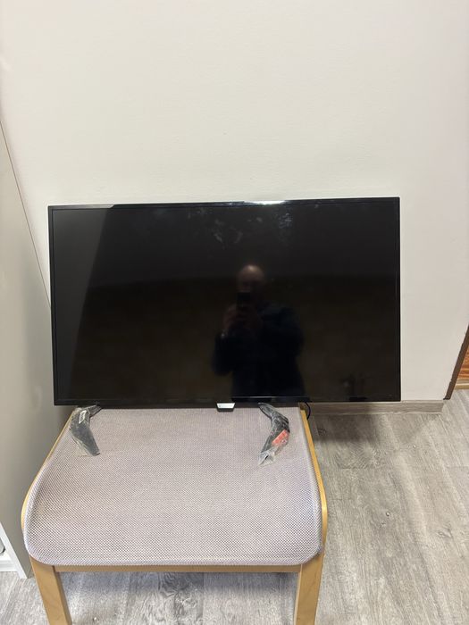 Televizor Philips 102 cm FullHD
