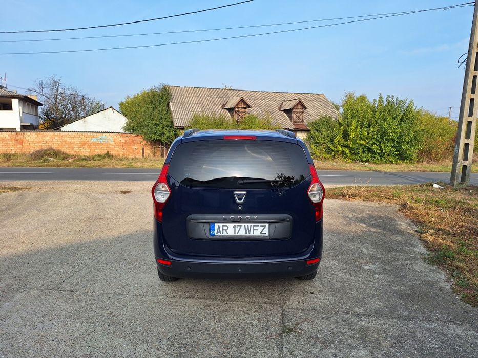 Vând Dacia Lodgy