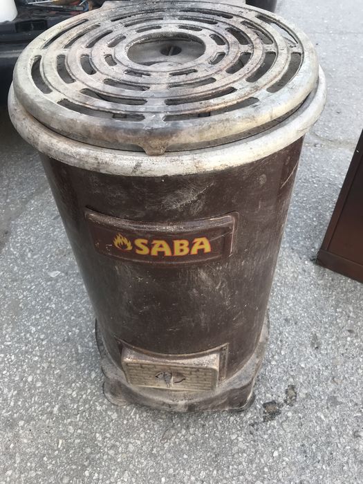 Печка      на      дърва      .