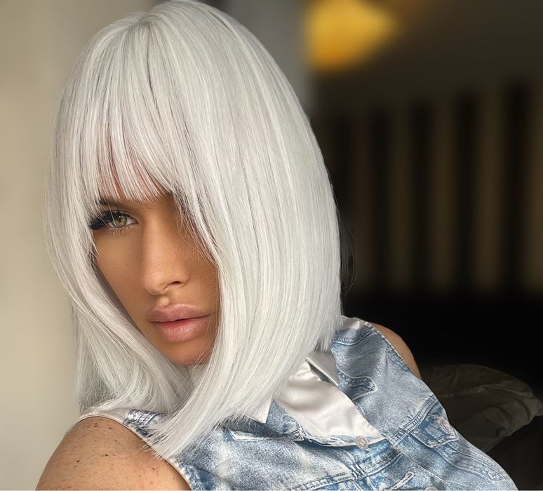 Peruca blond alb