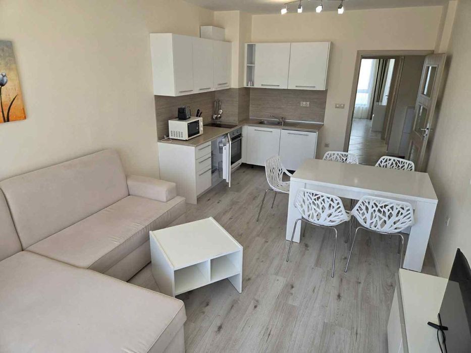 Тристаен апартамент в района на Аспарухово!