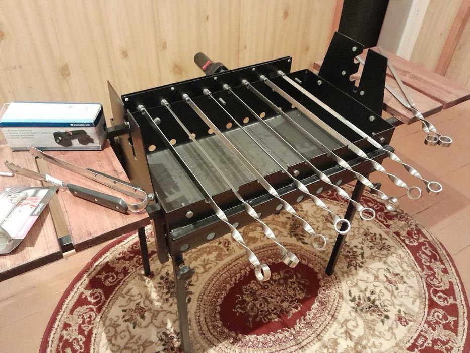 Универсальный мангал с электрическим приводом вращения шампуров