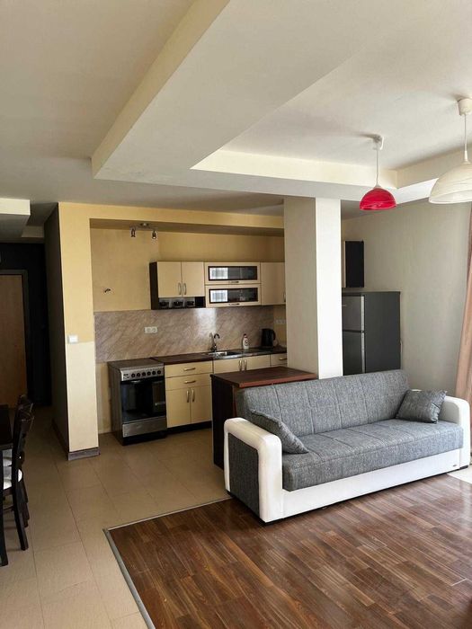 Дава се под наем Двустаен апартамент в Бяла - 85 кв.м за 65000 € - Снимка #2