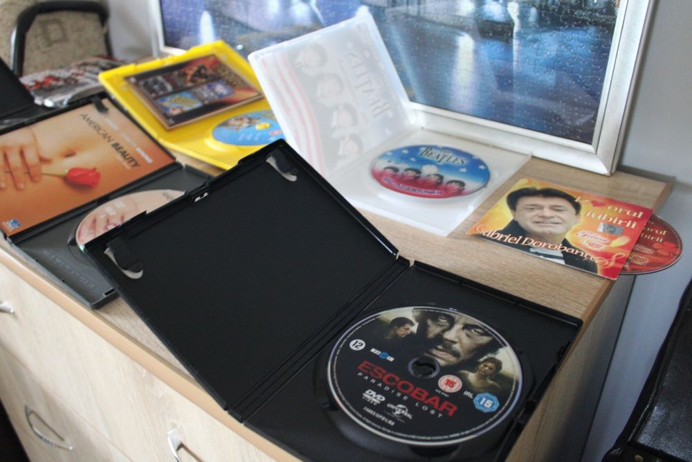 Colecție DVD/CD - filme/albume muzică (SE POATE VINDE INTEGRAL)