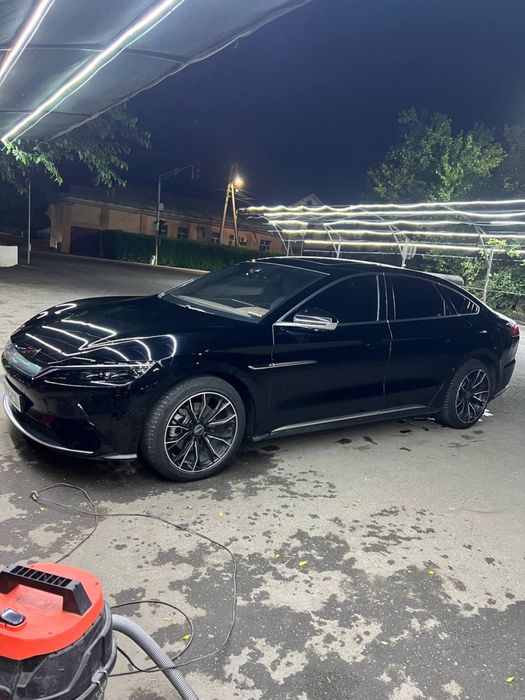 Byd Han sotiladi