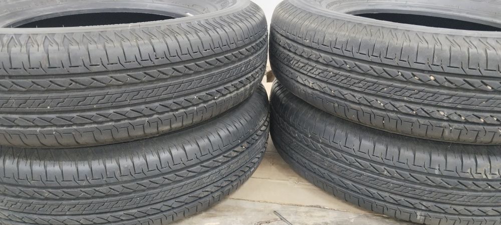 Продам покрышки  BRIDGESTONE