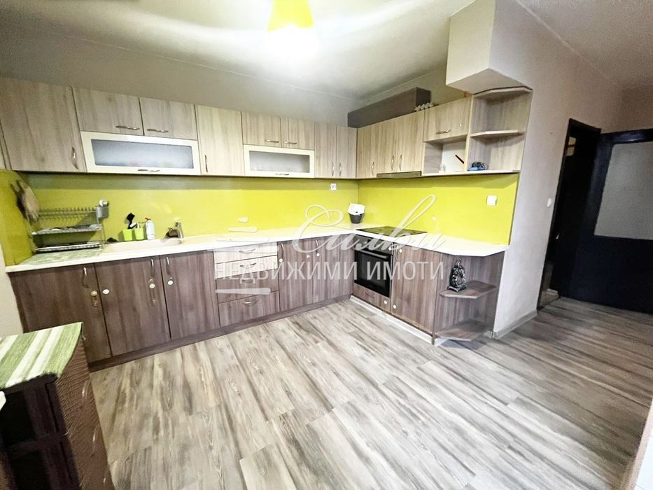 Продава се Двустаен апартамент в Шумен, Център - 64 кв.м за 1474 €/кв.м - Снимка #3