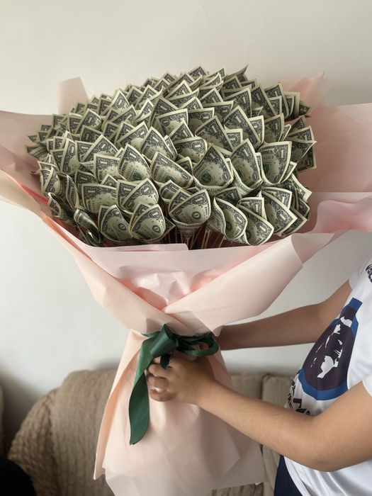 Долларовый букет