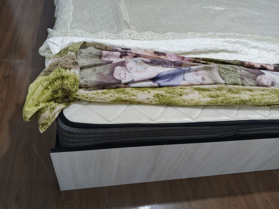 Mebel yotoqxona sotiladi