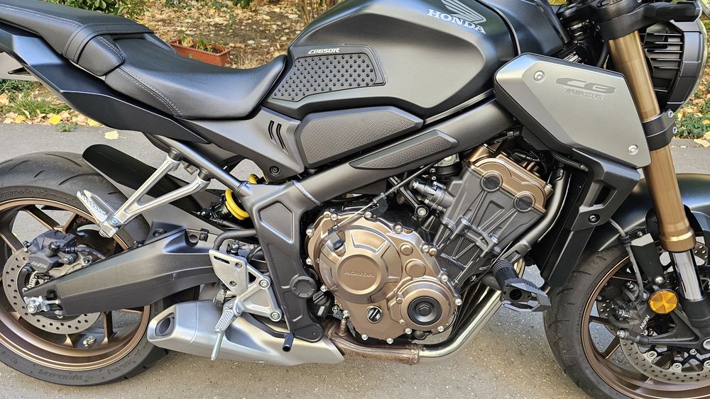 HONDA CB 650 R, 2022, ABS, ESP, FULL LED, 9800 KM