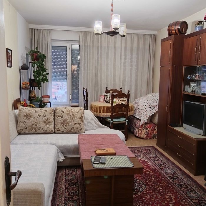 Продава се Тристаен апартамент в Пловдив, Изгрев - 90 кв.м за 989 €/кв.м - Снимка #1