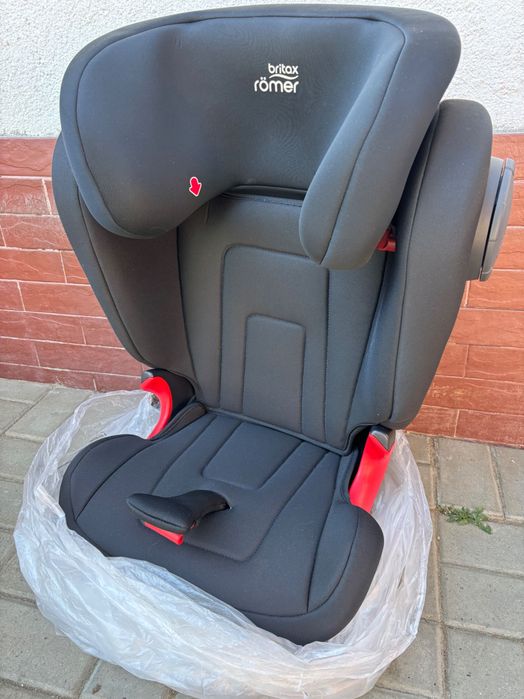 Scaun auto Britax Römer KIDFIX² S (15-36 kg) - Stare impecabilă / Ca nou