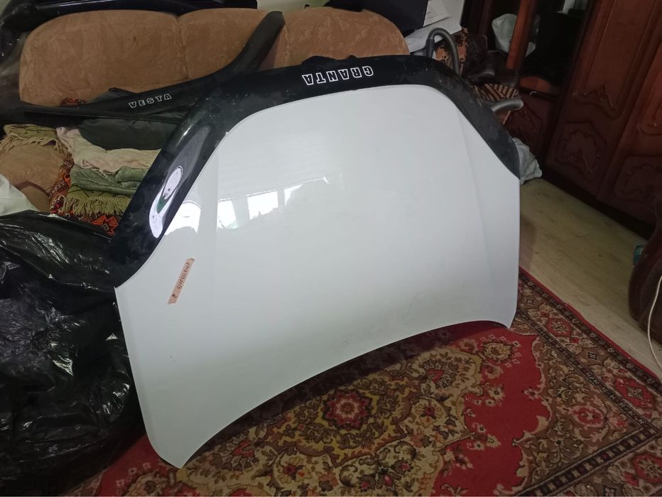 Капот от гранты фл