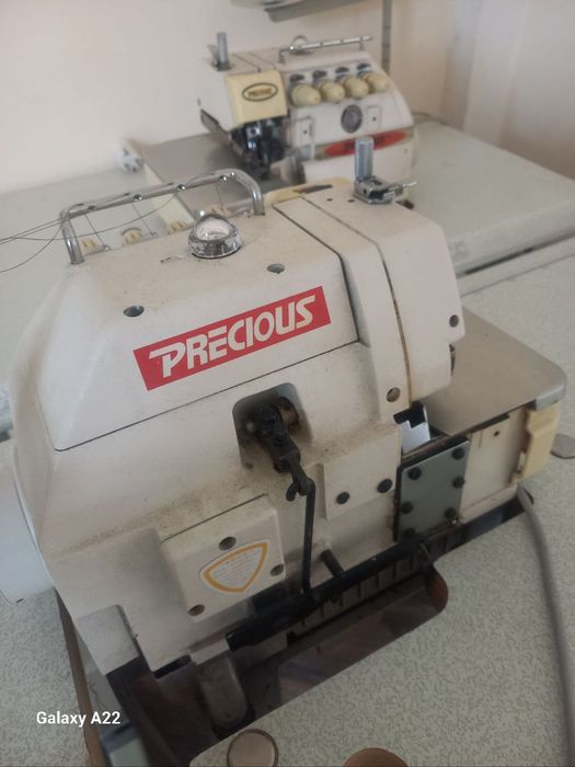 оверлок машиналар сотилади