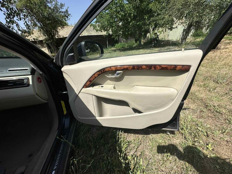 Volvo S80 D5 на части