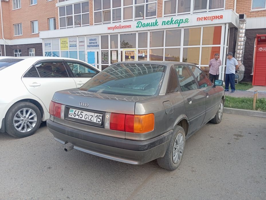 Продам Ауди 80 срочноооо