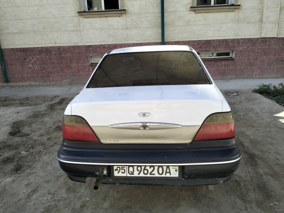 Продается машина 1999