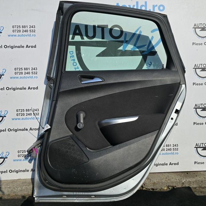 Portiera usa dreapta spate Opel Astra J