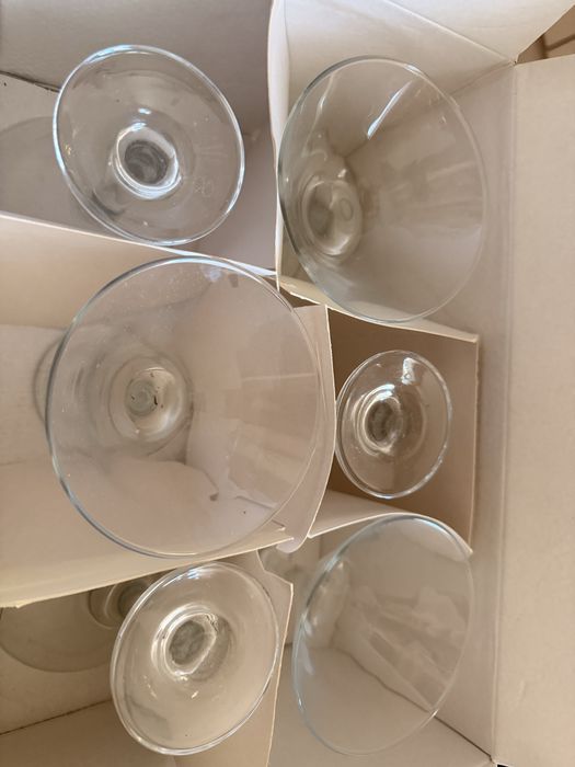 Набор стекляных бокалов