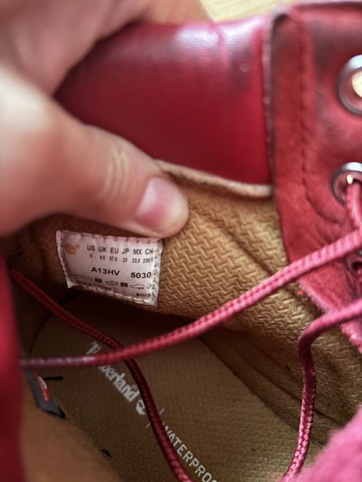 Bocanci Timberland 37.5