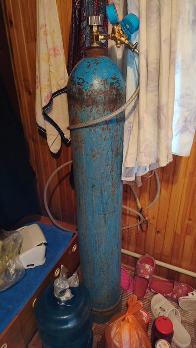 Продам кислородный балон