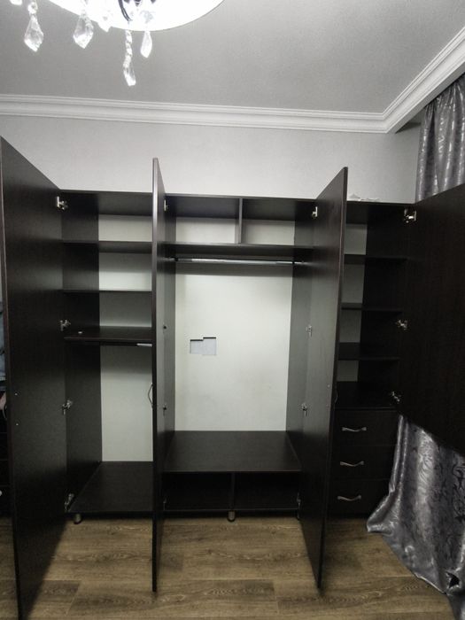 Спальный гарнитур