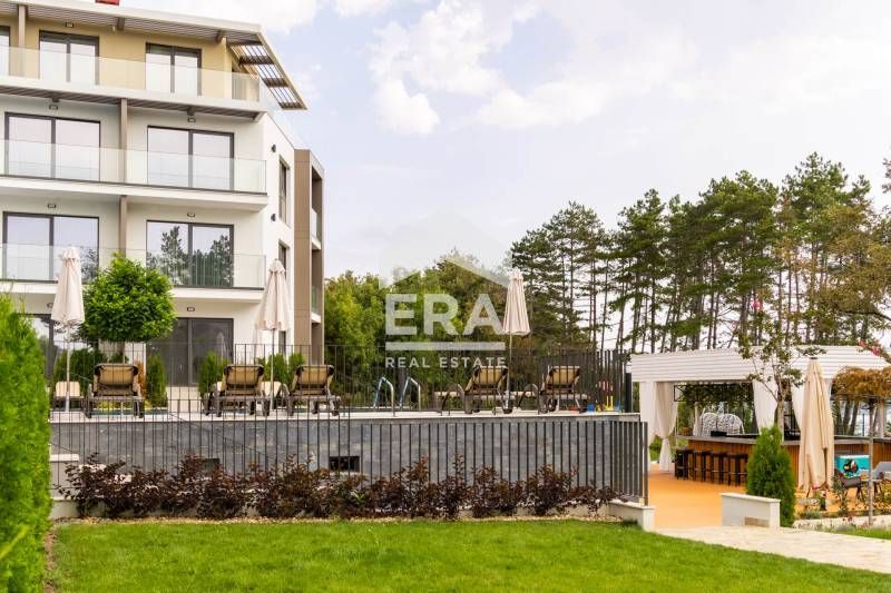 Продава се Едностаен апартамент в Бяла - 41 кв.м за 1005 €/кв.м - Снимка #1