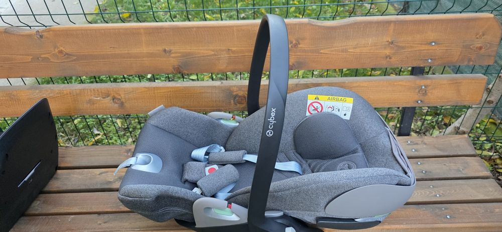 Столче и база за кола Cybex Cloud T I size plus