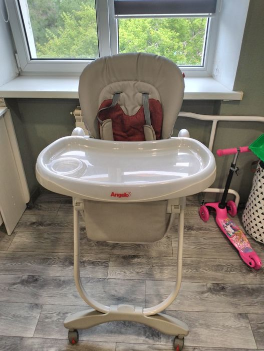 Продам стульчик для кормления