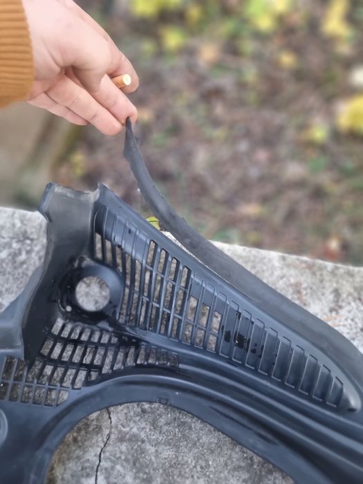 Декоративна кора чистачки пежо 508