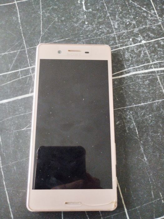 Sony Xperia X телефон продам