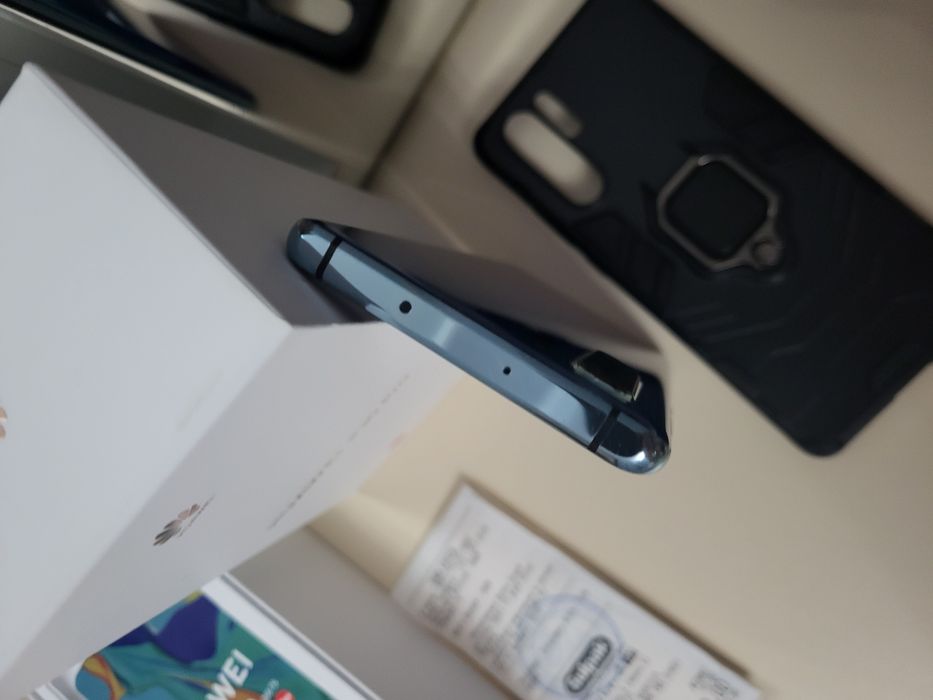 Продам Huawei P30 Pro 8/256gb.